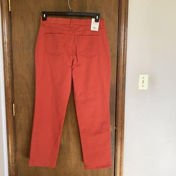 Relist1/27Gloria Vanderbilt Amanda jean classic rise tapered leg magical stretch - Picture 7 of 17